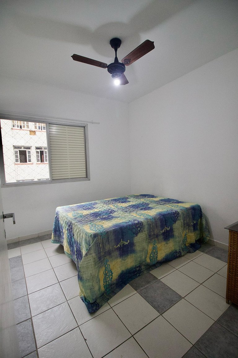 Guarujá: Apto p/ 6, Perto da Praia Pitangueiras