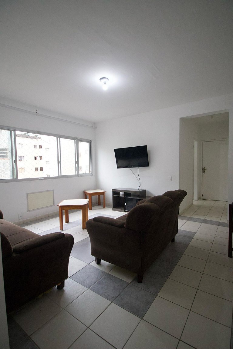 Guarujá: Apto p/ 6, Perto da Praia Pitangueiras