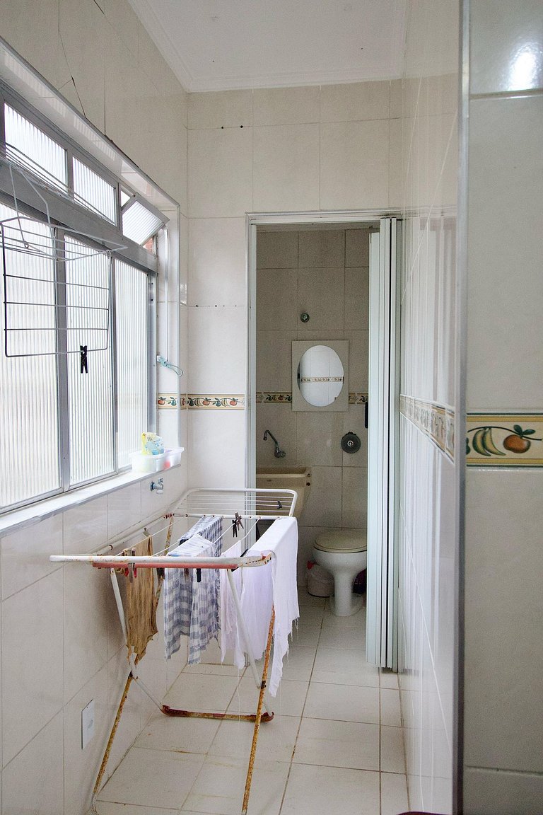 Guarujá: Apto p/ 6, Perto da Praia Pitangueiras