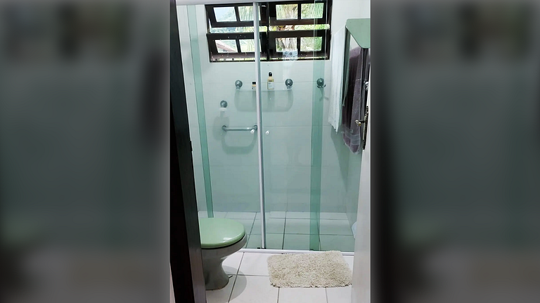 Caraguatatuba: Churrasqueira e Ar Condicionado