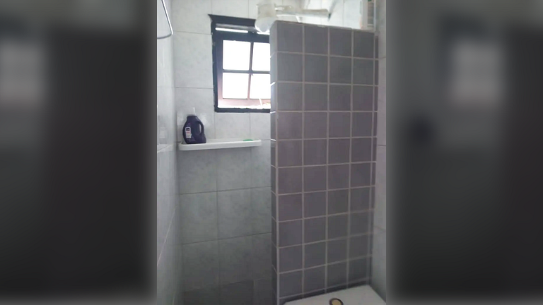 Caraguatatuba: Churrasqueira e Ar Condicionado