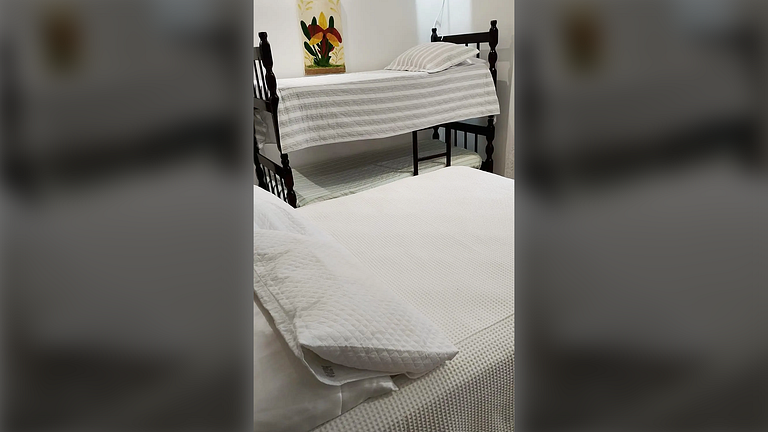 Caraguatatuba: Churrasqueira e Ar Condicionado