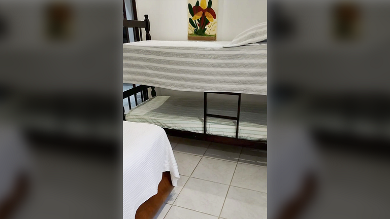 Caraguatatuba: Churrasqueira e Ar Condicionado