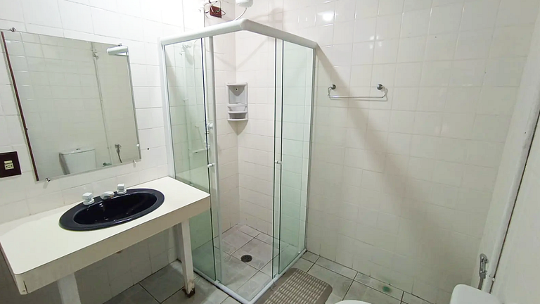 Conforto em Juquitiba: Piscina e Lago para Pesca