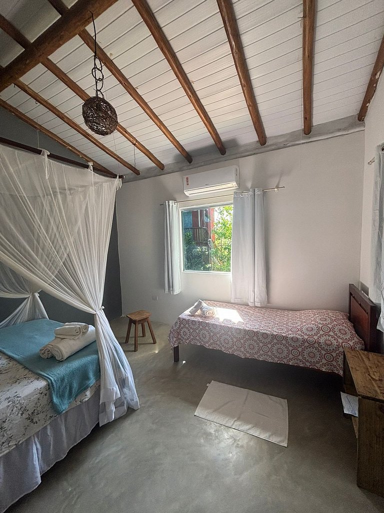 Refúgio em Caraíva: Ar Condicionado e Piscina