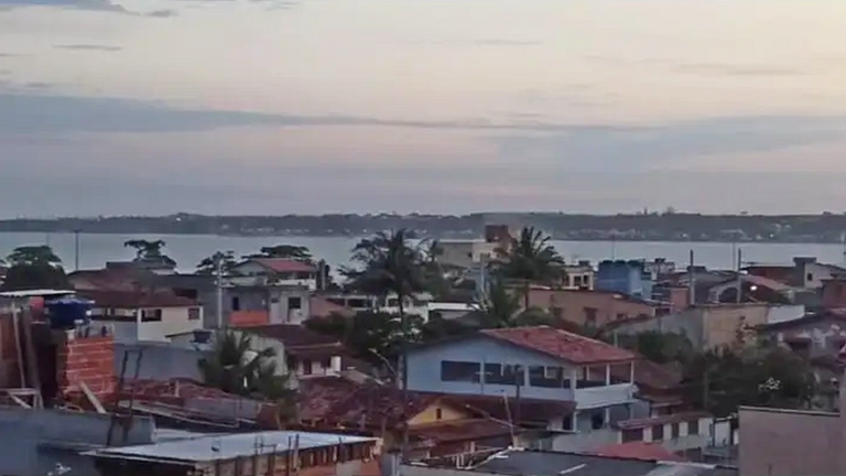 Praia Grande ES :Vista Mar Jacuzzi e Churrasqueira