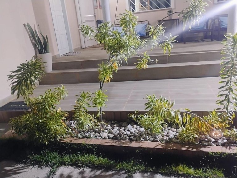 Camaçari casa 2 quartos, Piscina e Churrasqueira