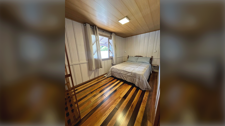 Refúgio Diferenciado na Serra Jacuzzi, Rio em SC