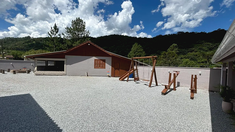 Refúgio Diferenciado na Serra Jacuzzi, Rio em SC