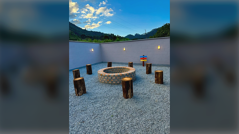 Refúgio Diferenciado na Serra Jacuzzi, Rio em SC