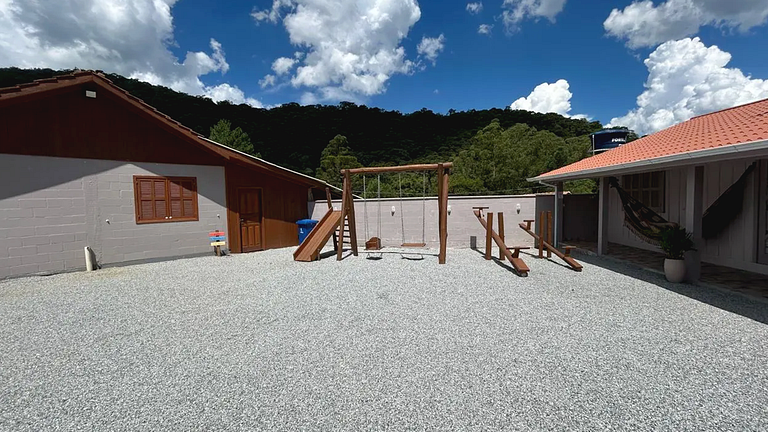 Refúgio Diferenciado na Serra Jacuzzi, Rio em SC