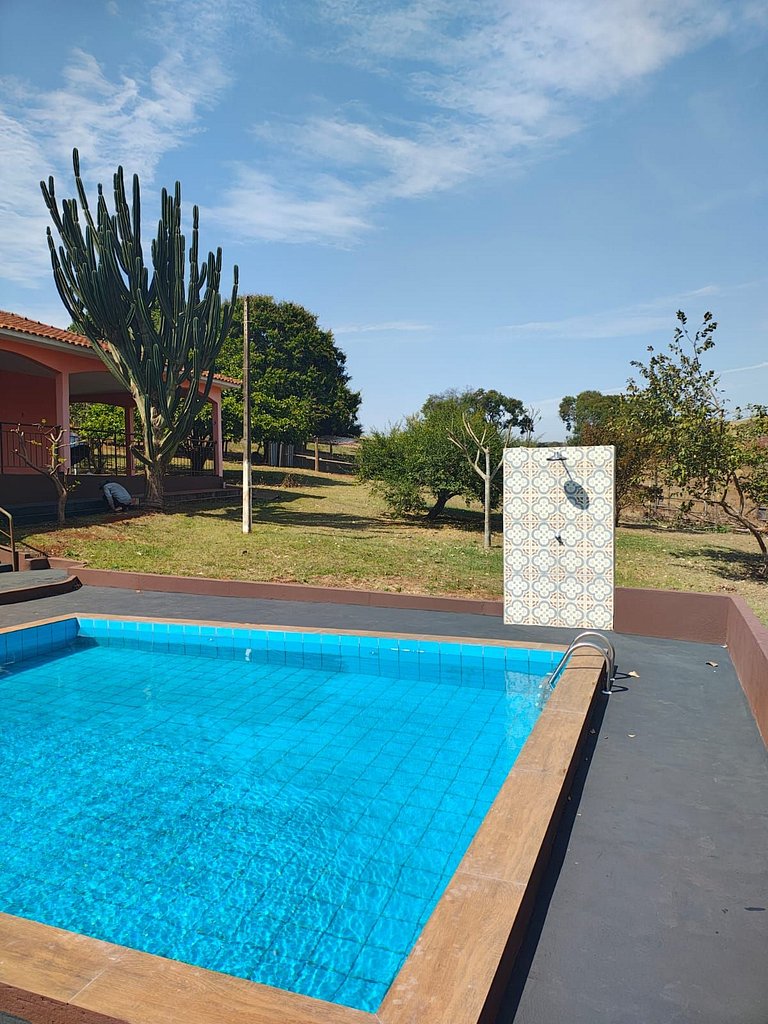 Seu Refúgio em Ribeirão – Espaço e Conforto!