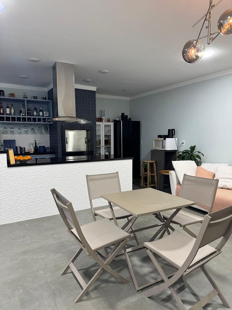 Luxo em Jaraguá do Sul: Espaço Gourmet e Piscina