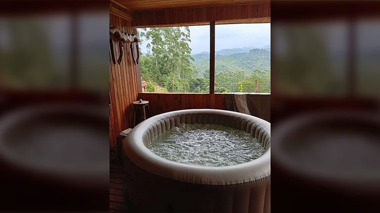 Cabana com Vista Montanha e Rio Capivari