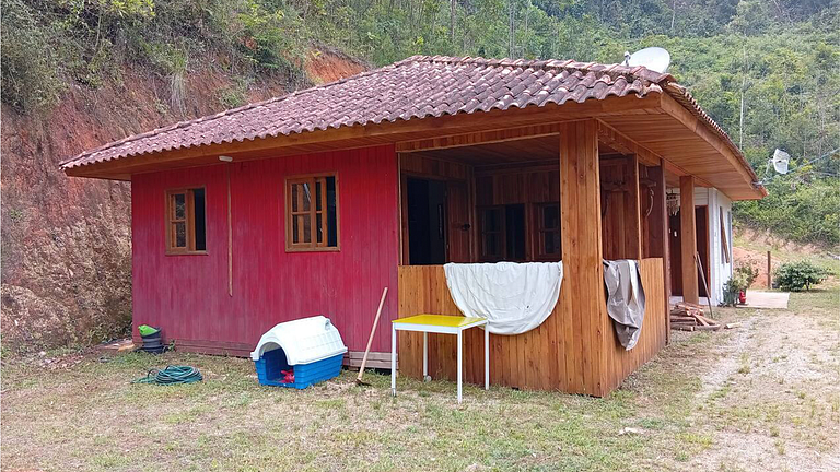 Cabana com Vista Montanha e Rio Capivari