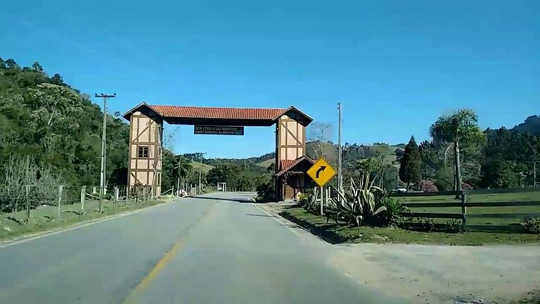 Cabana com Vista Montanha e Rio Capivari