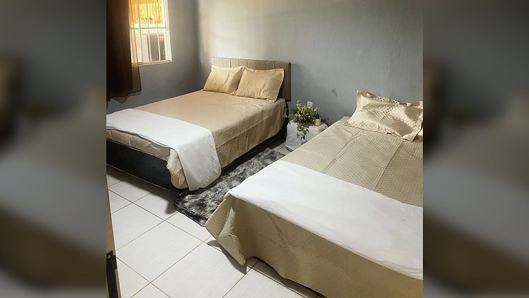 Refúgio em Serra Azul MG: Piscina e Churrasqueira