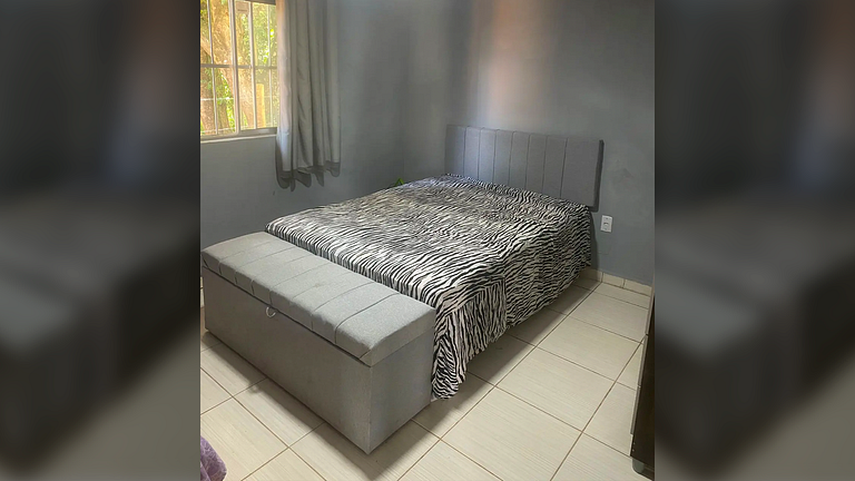 Refúgio em Serra Azul MG: Piscina e Churrasqueira