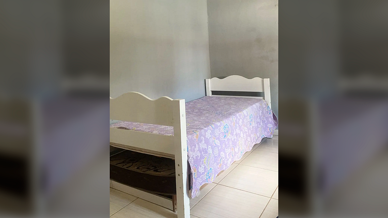 Refúgio em Serra Azul MG: Piscina e Churrasqueira