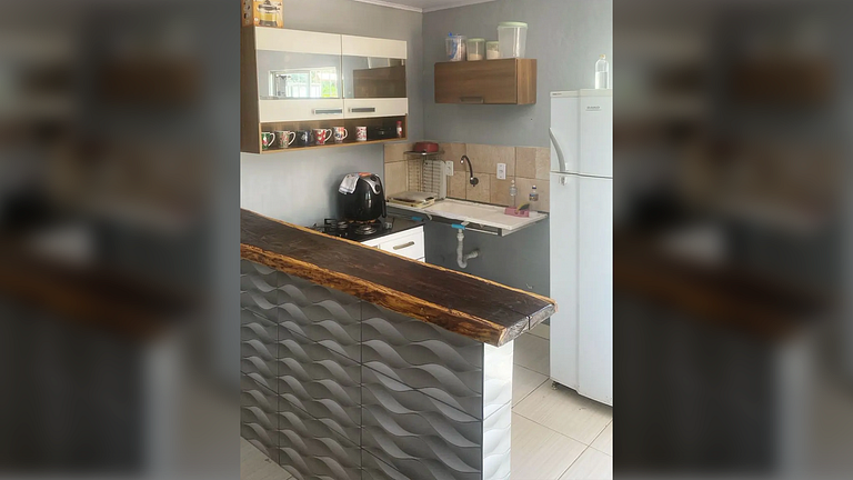 Refúgio em Serra Azul MG: Piscina e Churrasqueira