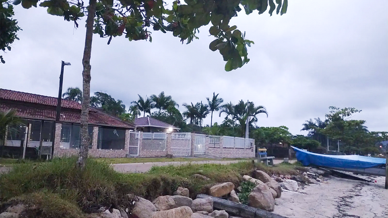 Vila da Glória: 3 Quartos, Piscina e Churrasqueira