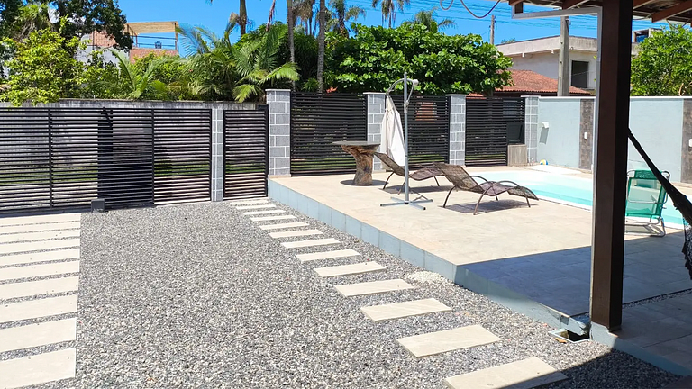 Vila da Glória: 3 Quartos, Piscina e Churrasqueira