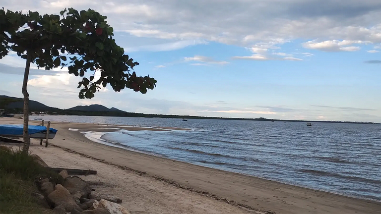 Vila da Glória: 3 Quartos, Piscina e Churrasqueira