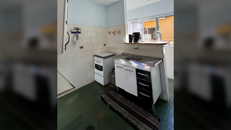 Ubatuba: Apto Perto do Mar e Comércio