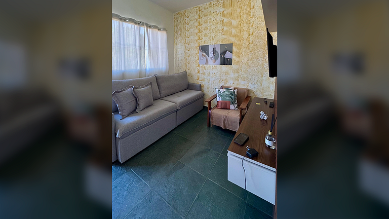 Ubatuba: Apto Perto do Mar e Comércio