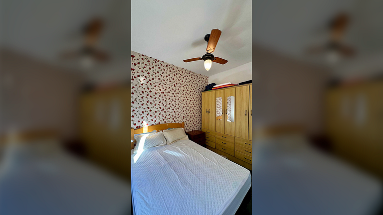 Ubatuba: Apto Perto do Mar e Comércio