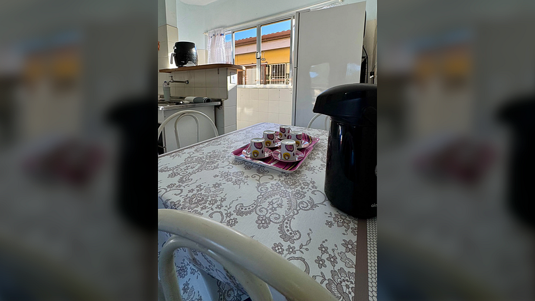 Ubatuba: Apto Perto do Mar e Comércio