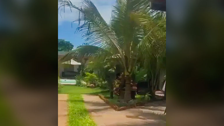 Casa Perto do Mar com Piscina e Churrasqueira