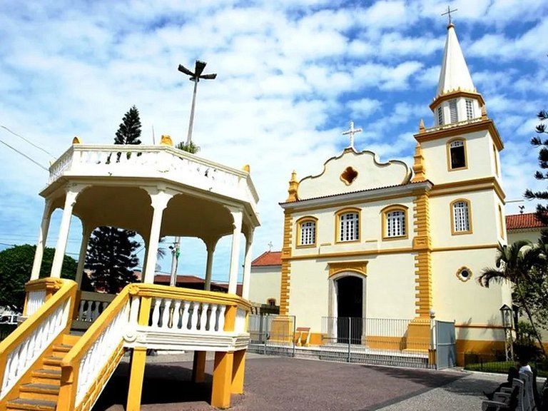 Casa Perto do Mar com Piscina e Churrasqueira