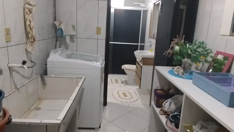 Barra do Sul: Casa completa com Churrasqueira