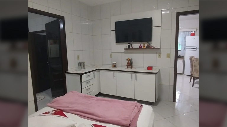 Barra do Sul: Casa completa com Churrasqueira