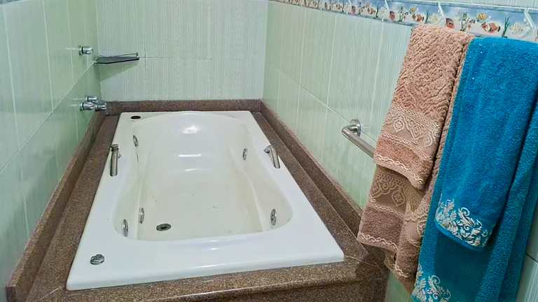 São Pedro da Aldeia: Casa Ampla c/ Piscina e BBQ