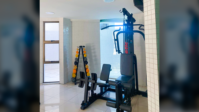 Recife Pina: Apto 100m da Praia - Piscina Garagem