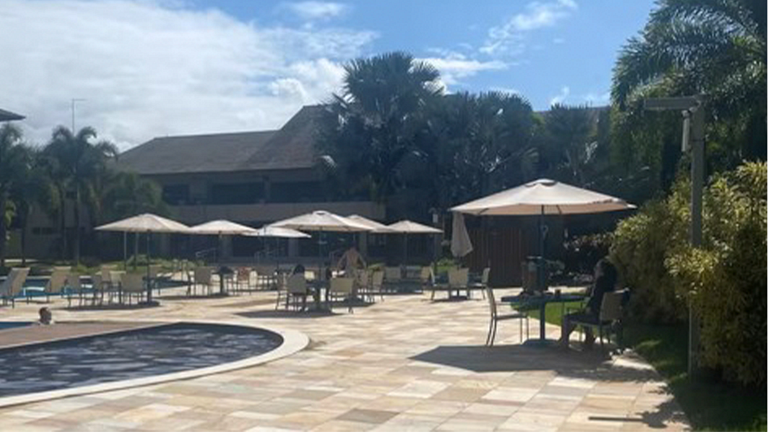 Muro Alto: Resort Pé na Areia p/ 7 Hóspedes