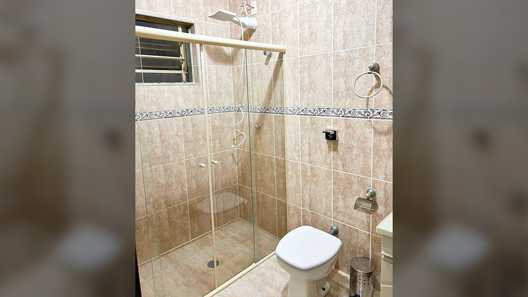 Casa Bella Atibaia: Piscina c/ Hidro e Sinuca