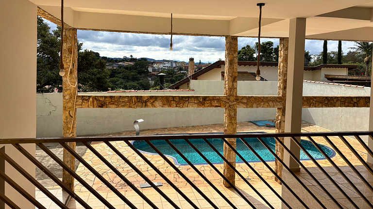 Casa Bella Atibaia: Piscina c/ Hidro e Sinuca