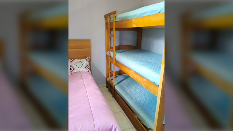 Embu-Guaçu: Refúgio Gramado com Piscina