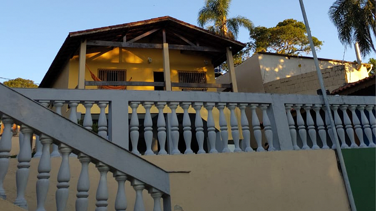 Embu-Guaçu: Refúgio Gramado com Piscina