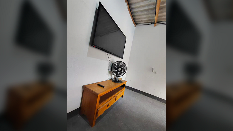 Itanhaèm a 5 min a pé da Praia: Casa c/ Piscina