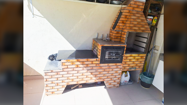Itanhaèm a 5 min a pé da Praia: Casa c/ Piscina