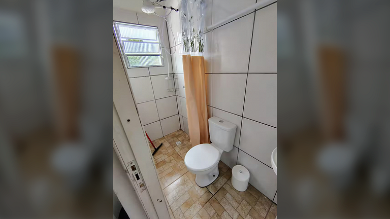 Itanhaèm a 5 min a pé da Praia: Casa c/ Piscina